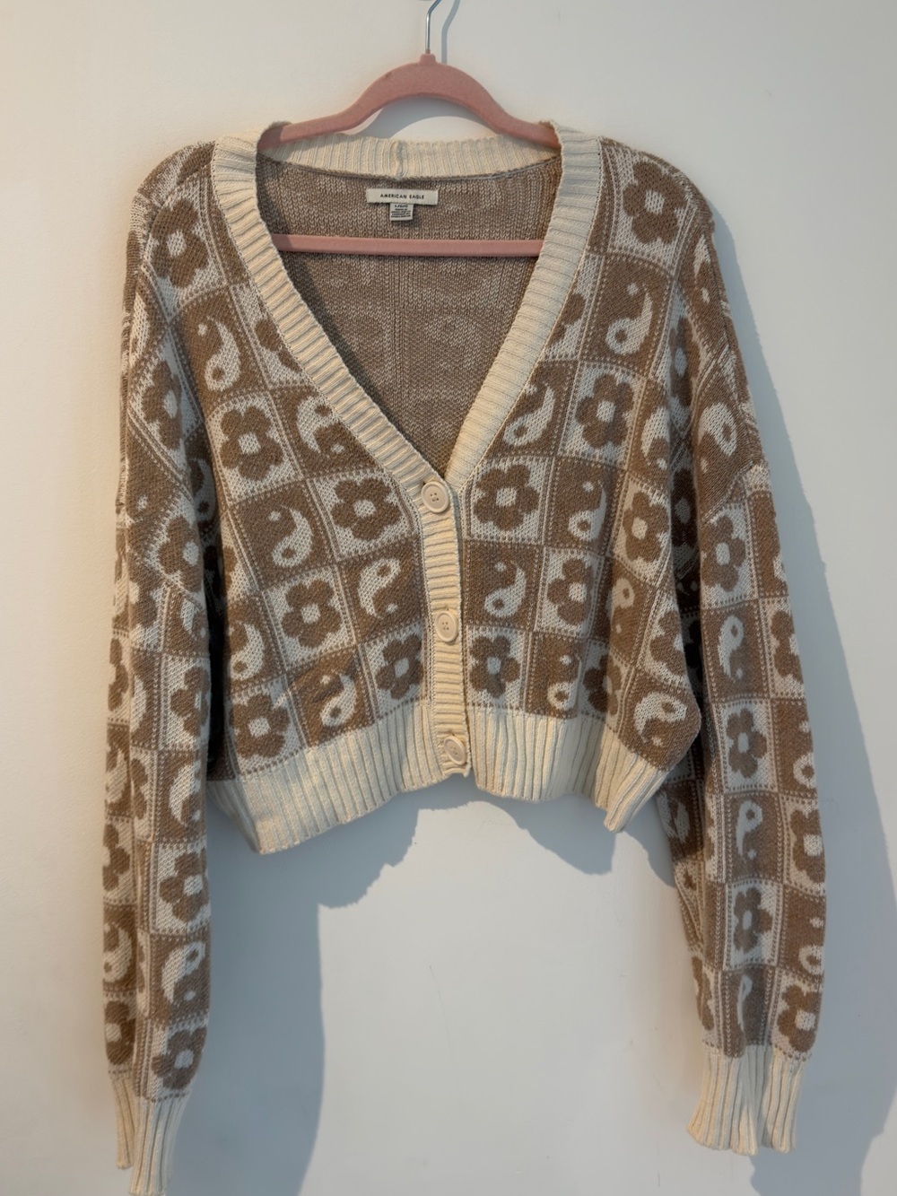 American Eagle Outfitters Beige Floral Cropped Cardigan - Picture 4 of 8